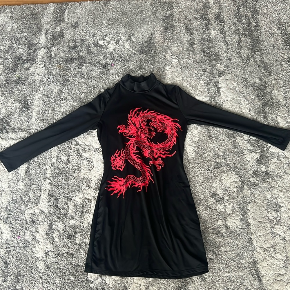 Black dress with Dragon print